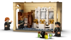 Warner Bros Hogwarts Polyjuice Potion Mistake LEGO -Warner Bros 76386 web pri nobg