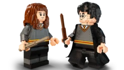 Warner Bros Harry Potter & Hermione Granger LEGO -Warner Bros 76393 web sec02 nobg