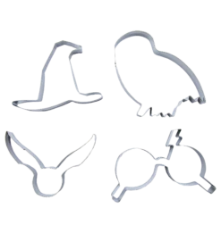 Warner Bros Hogwarts Baking Cutter Set