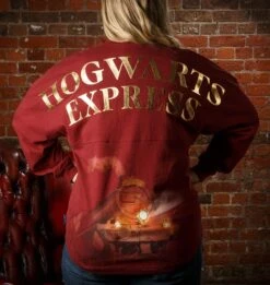 Warner Bros Hogwarts Express Spirit Jersey -Warner Bros Platform934 product HESpiritJersey1