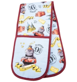 Warner Bros Hogwarts Express Oven Glove
