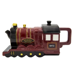 Warner Bros Hogwarts Express Teapot