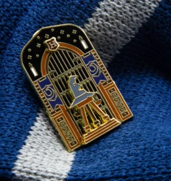 Warner Bros Ravenclaw In The Great Hall Enamel Pin -Warner Bros Ravenclaw HousePin2